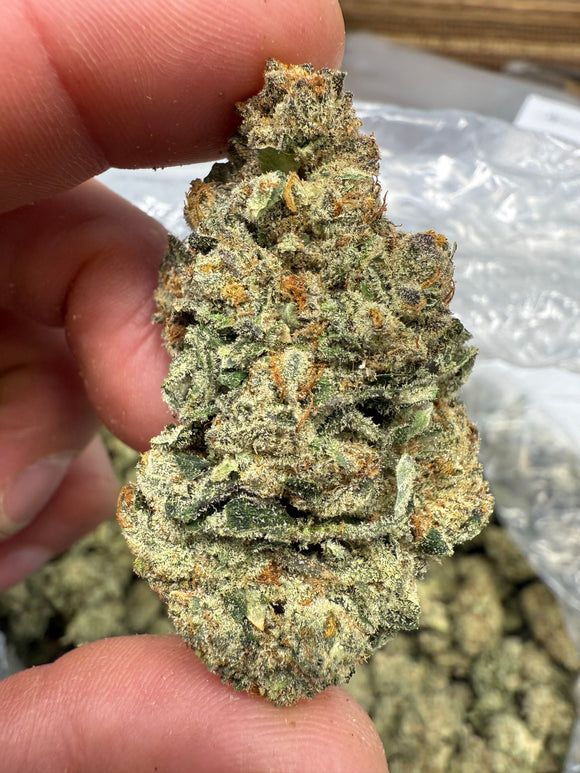 WHITE FROST 31% THCA FLOWER - HYBRID - EXOTIC B BUDS